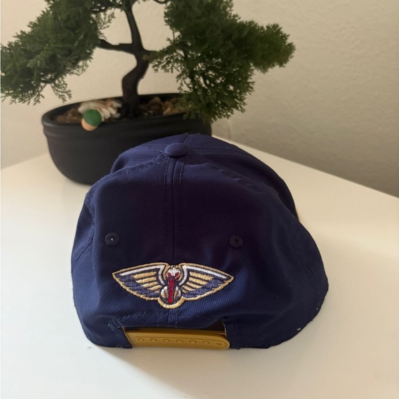 New Era Navy and Tan Basketball Cap - Picture 4 of 4